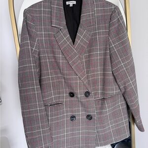 Chic Plaid Double-Breasted Blazer